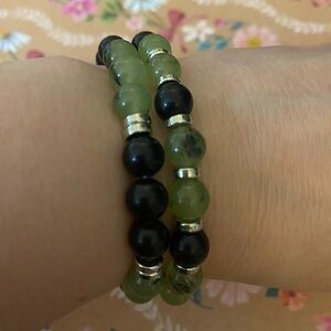 Green Serpentine and Black Onyx Beaded Bracelet Set